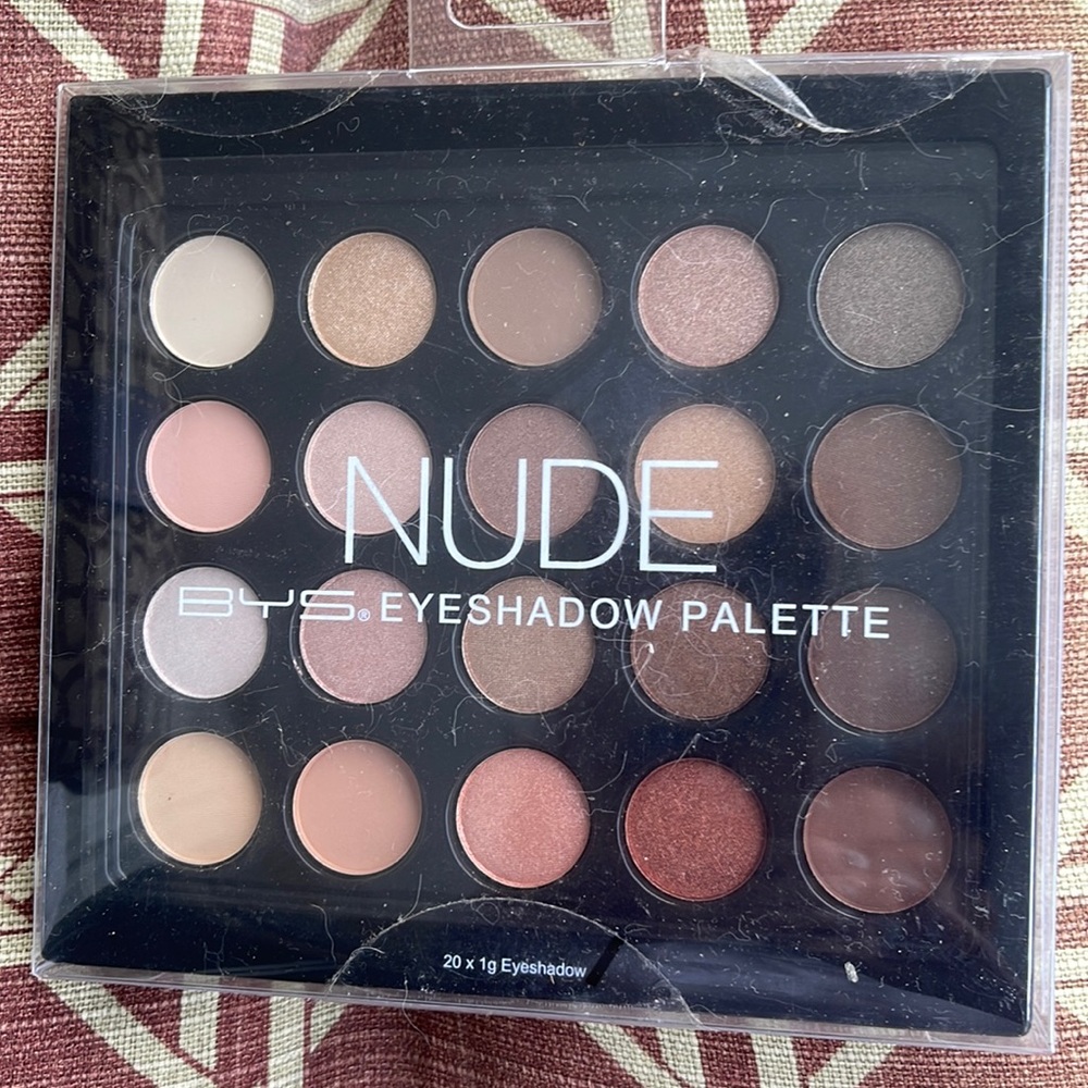 NEW BYS Nude 20 shades Eyeshadow Palette